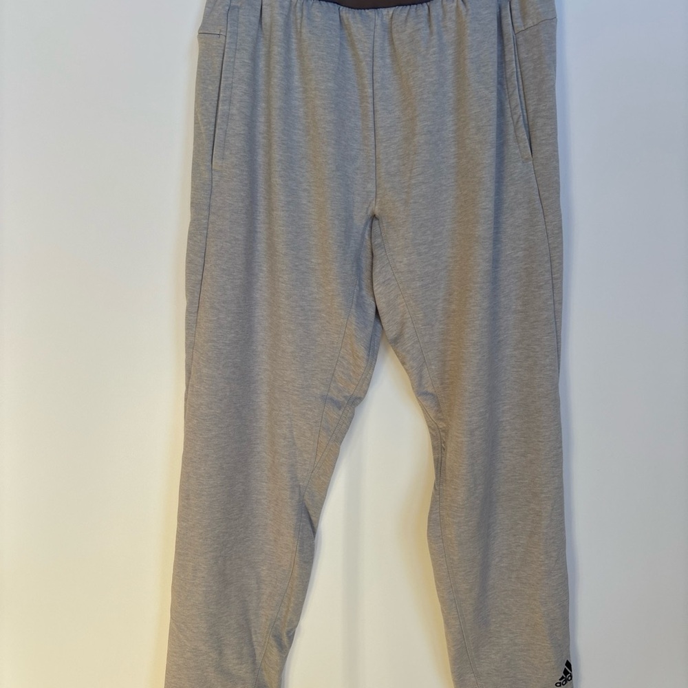Adidas Aeroready Yoga Fleece Training 7/8  Joggers Men’s Medium Gray Two